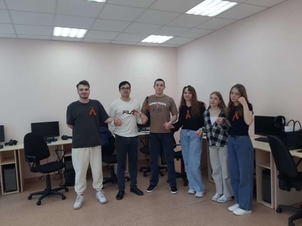 ZBoM2hYxy50.jpg