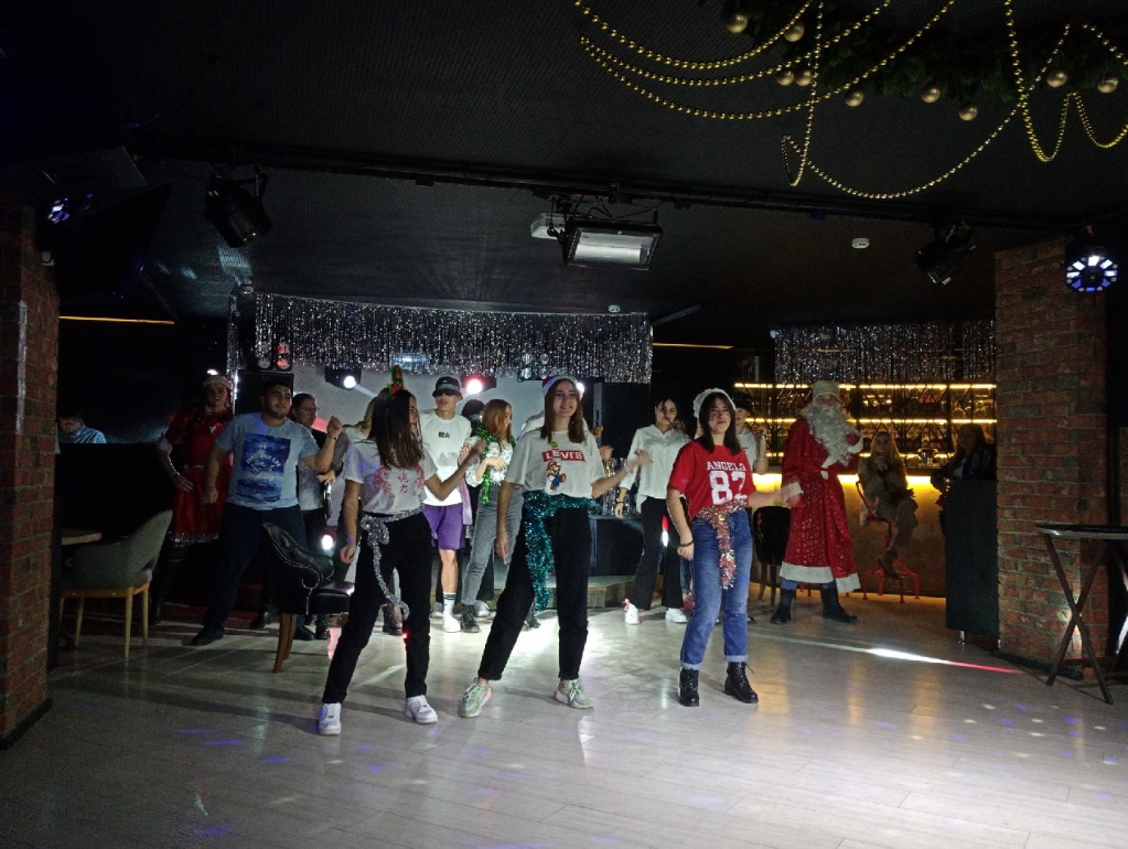 P11223-185753.jpg